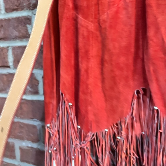 Vintage Liz E Parker custom made suede fringed skirt with beading and boning. - Picture 14 of 16